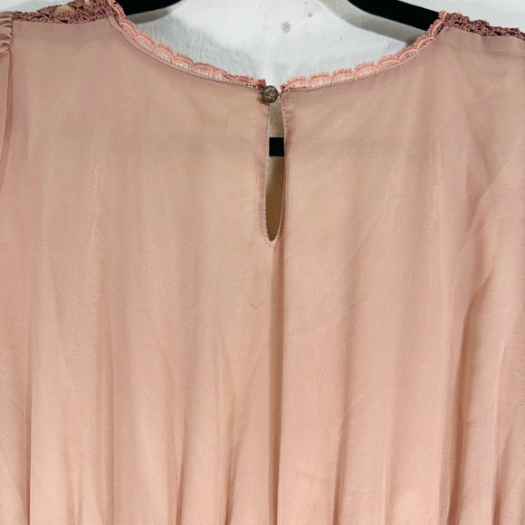 Axes Femme-Pink Crochet and embroidered babydoll mini dress with lace trim.M - Picture 4 of 12